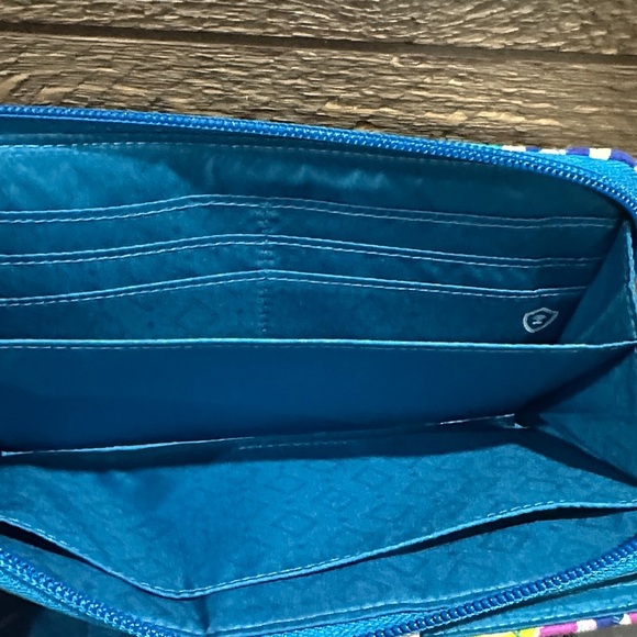 Vera Bradley Waikiki Paisley Quilted Dual Sided Twist Lock Clutch Wallet NWOT - Picture 6 of 9